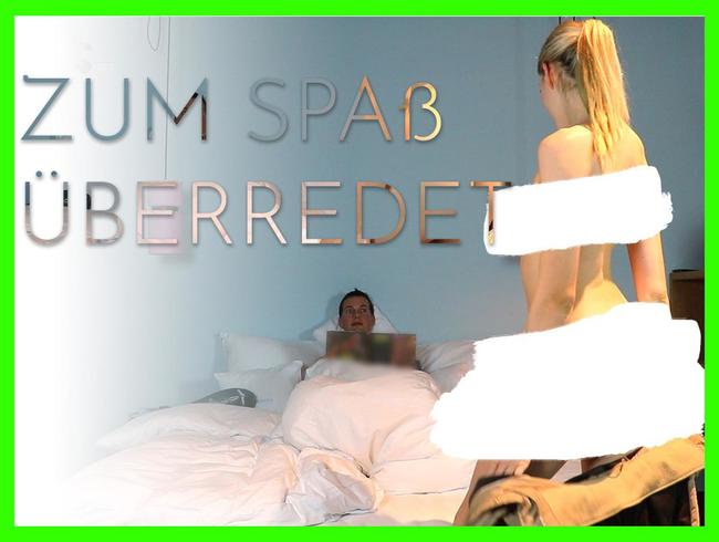 AnnyAurora Porno Video: Zum Sex überredet! Comicbuch statt Ficken ??!